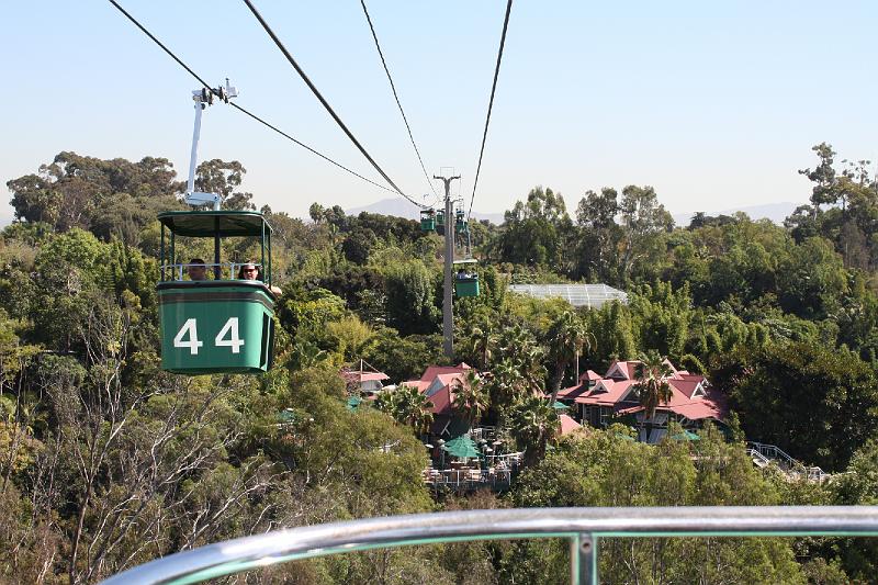 IMG_0802.jpg - Seilbahn im Zoo